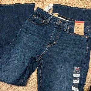 Levi flare jeans